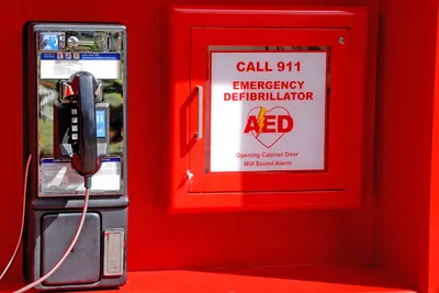Defibrillatori: quando e dove sono obbligatori?