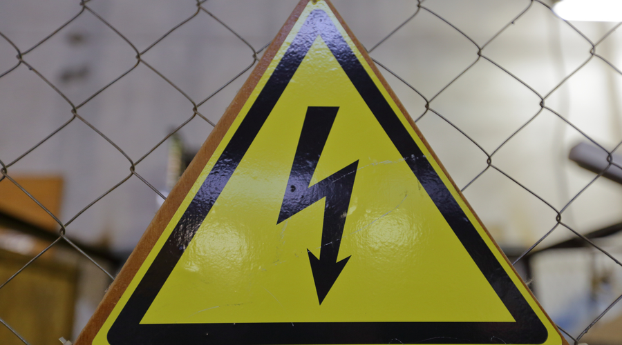 I principali rischi elettrici e le precauzioni da adottare